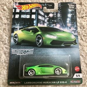 Hot Wheels Premium Lamborghini Huracan